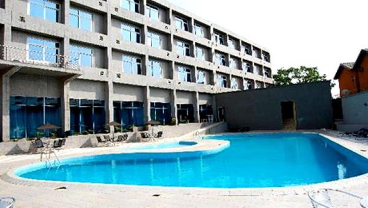 Golden Royale Hotel Enugu Dış mekan fotoğraf