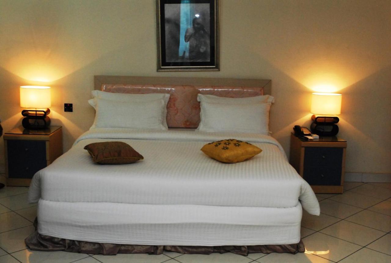 Golden Royale Hotel Enugu Dış mekan fotoğraf